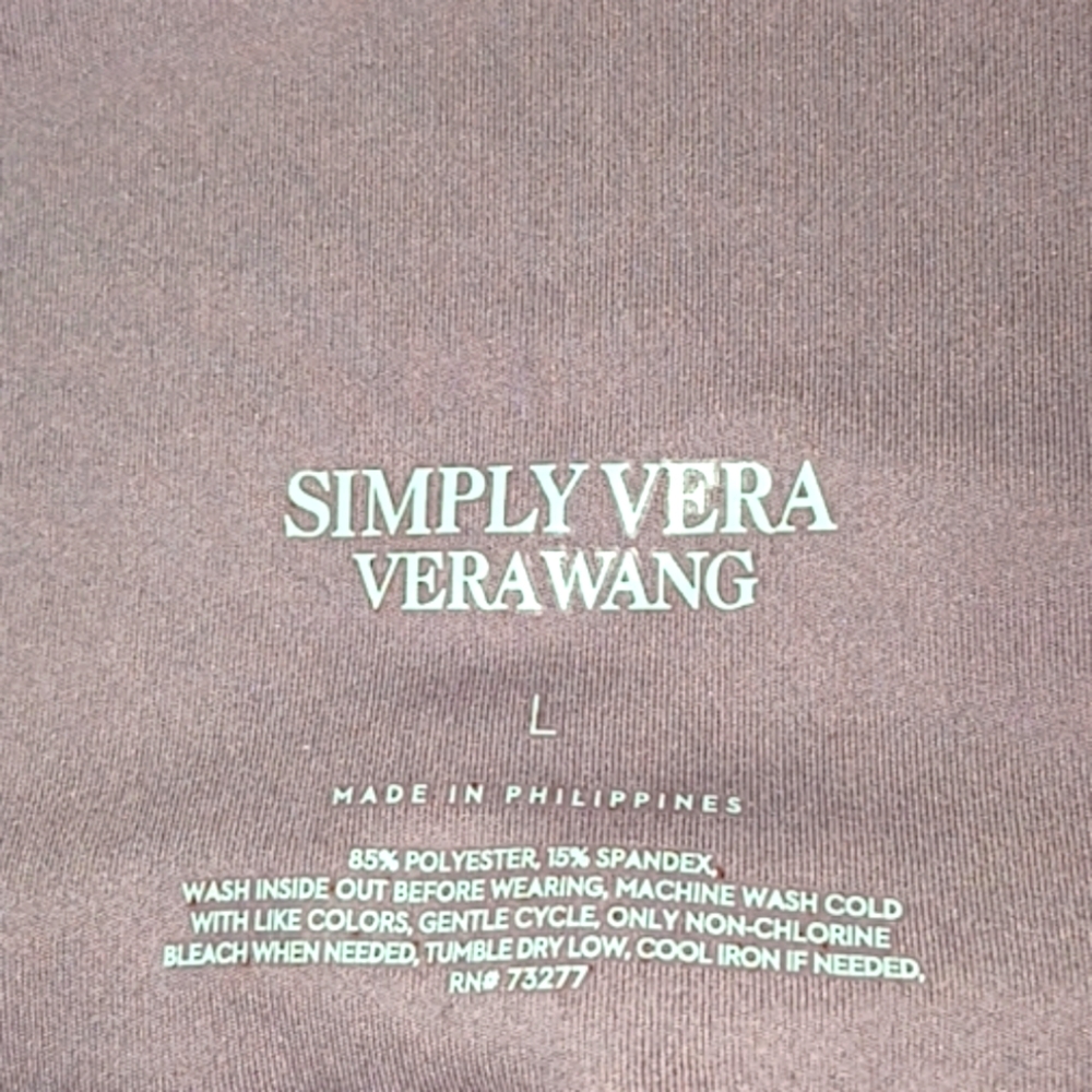NWOT Simply Vera Wang, Size Large